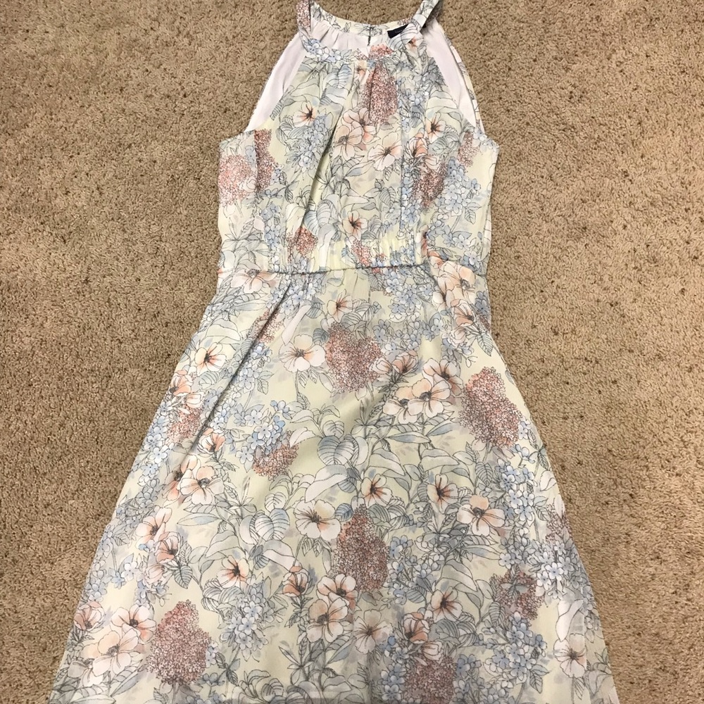 NWOT Tommy Hilfiger floral dress